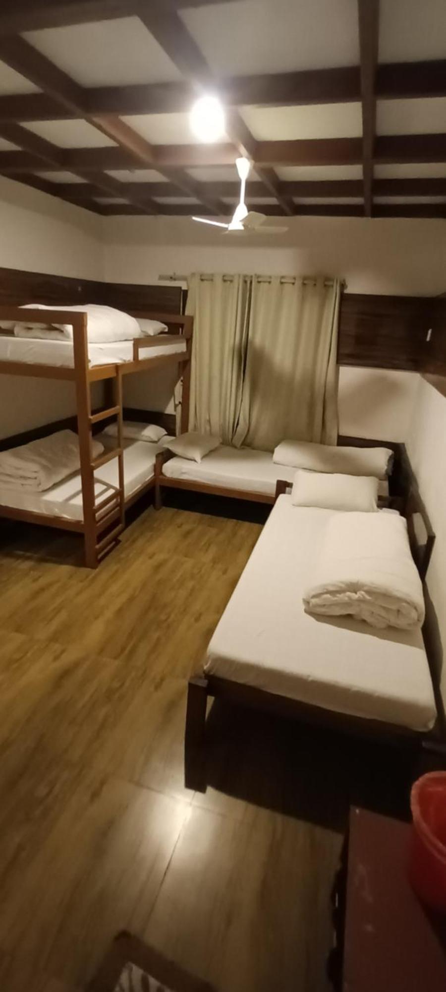 Hotel Dolly Pokhara Zewnętrze zdjęcie