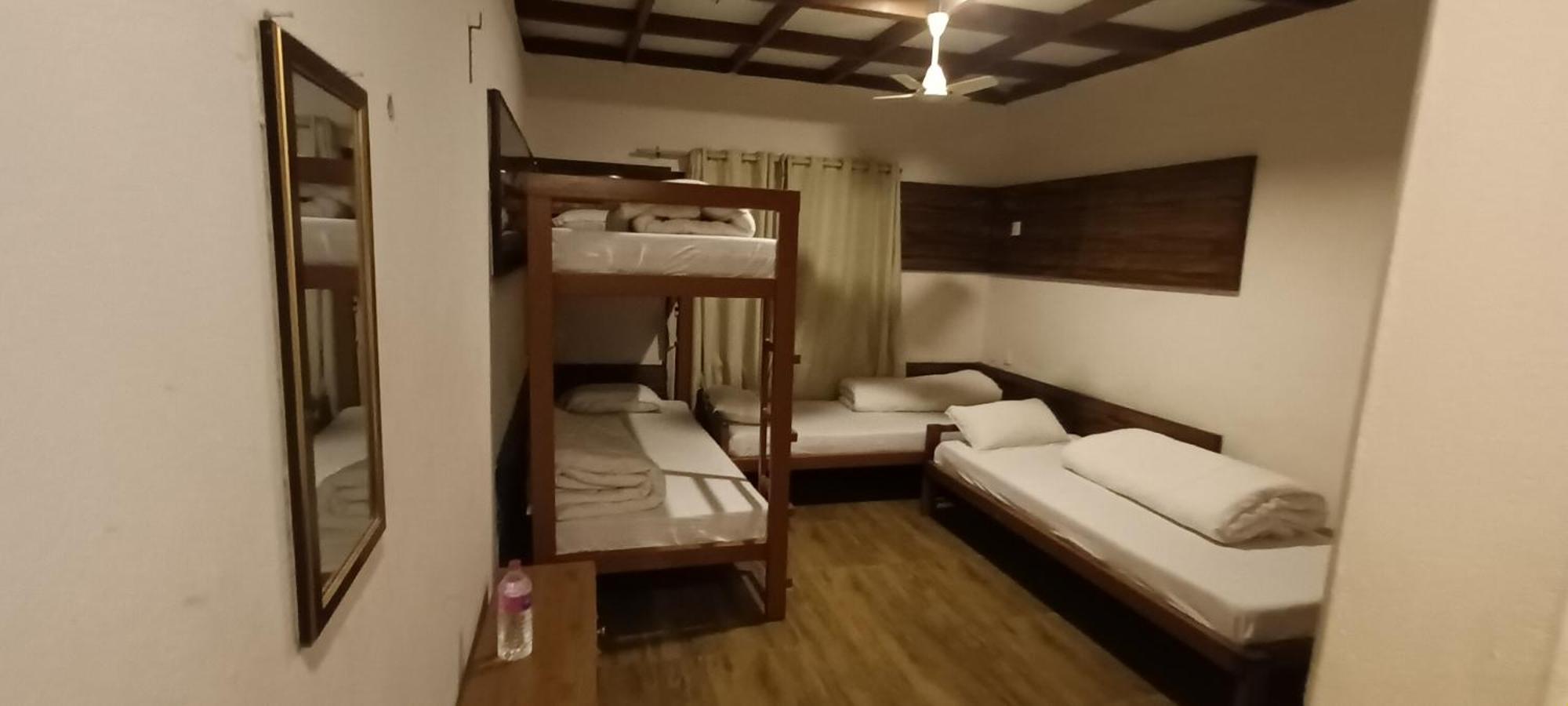 Hotel Dolly Pokhara Zewnętrze zdjęcie