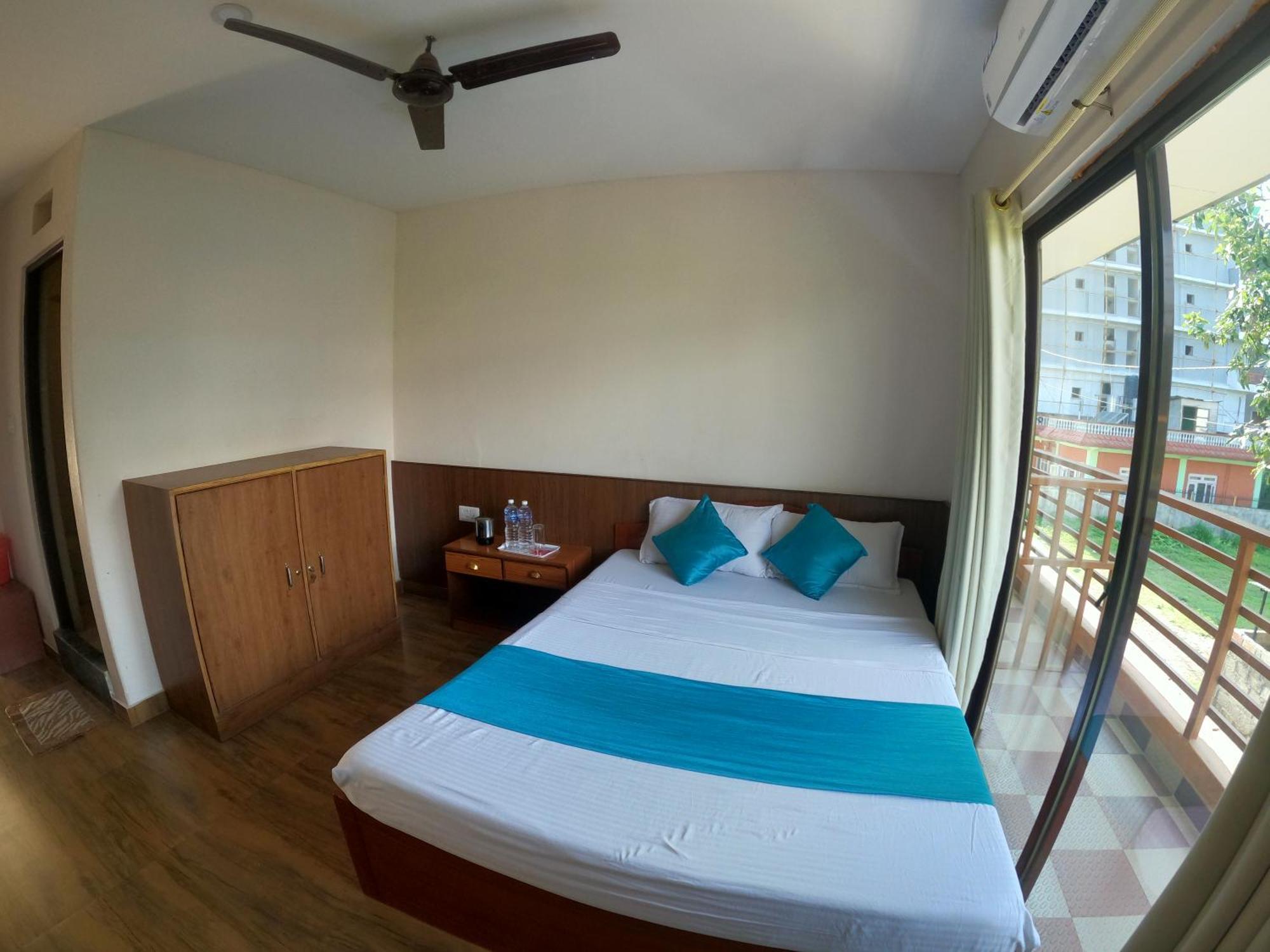 Hotel Dolly Pokhara Zewnętrze zdjęcie