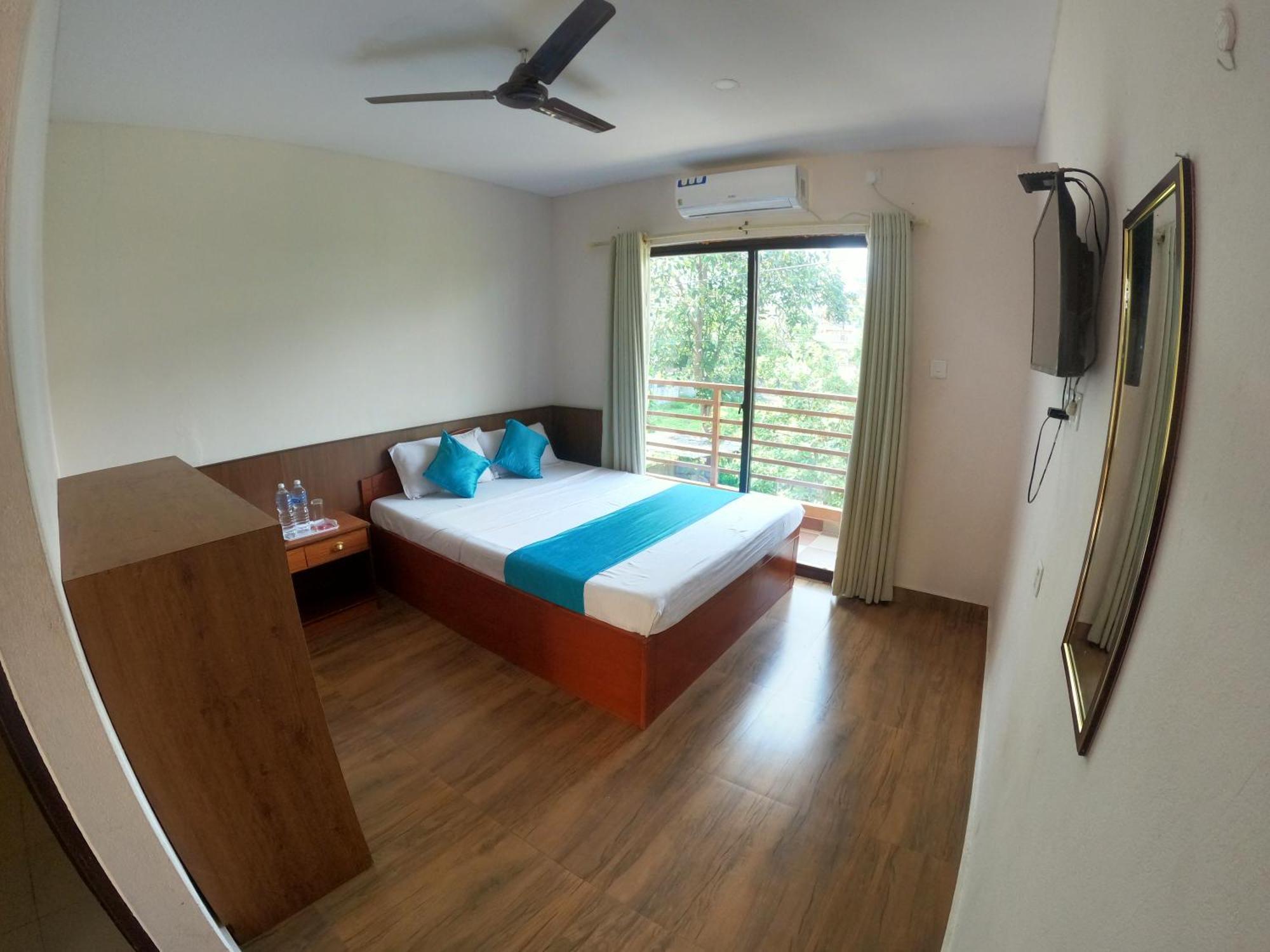 Hotel Dolly Pokhara Zewnętrze zdjęcie