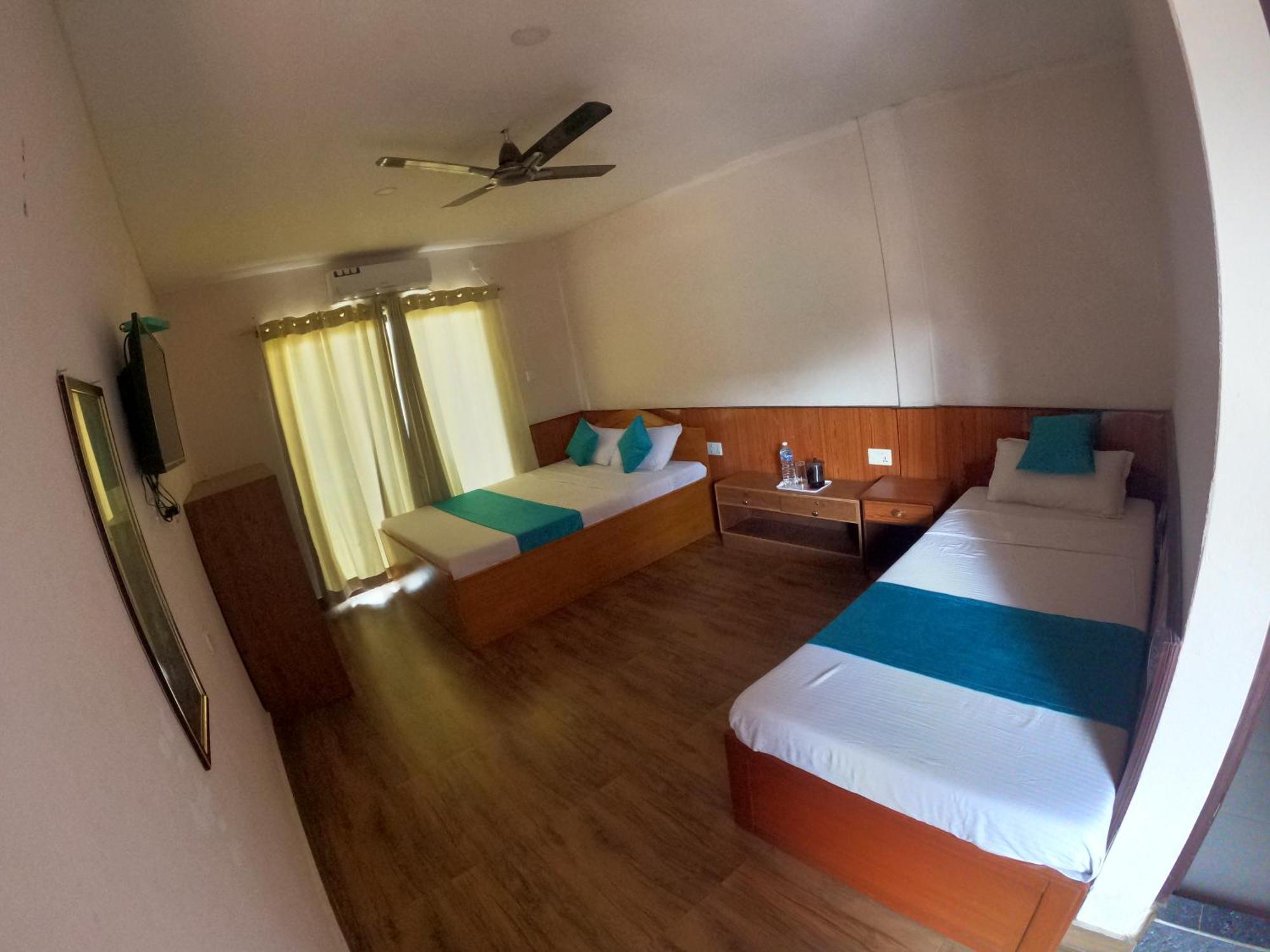 Hotel Dolly Pokhara Zewnętrze zdjęcie